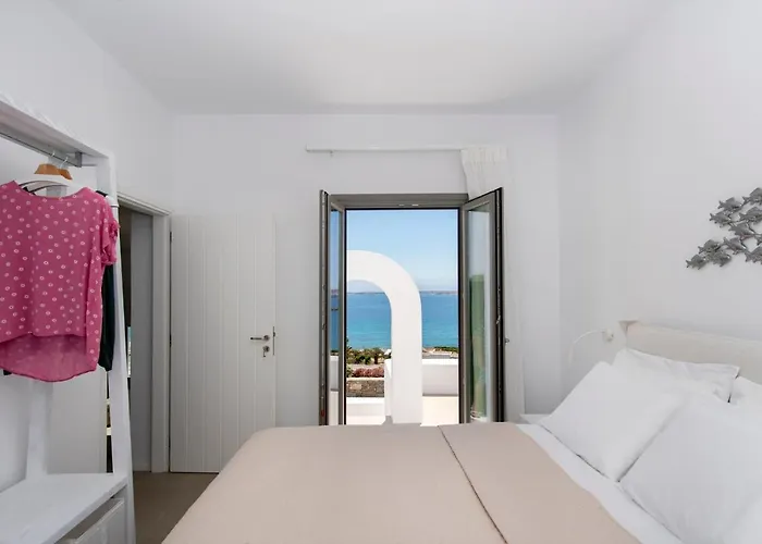 Kymo Luxury Paros 4*
