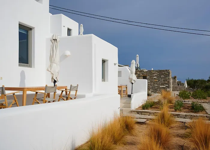 Kymo Luxury Paros Bed & Breakfast 4*