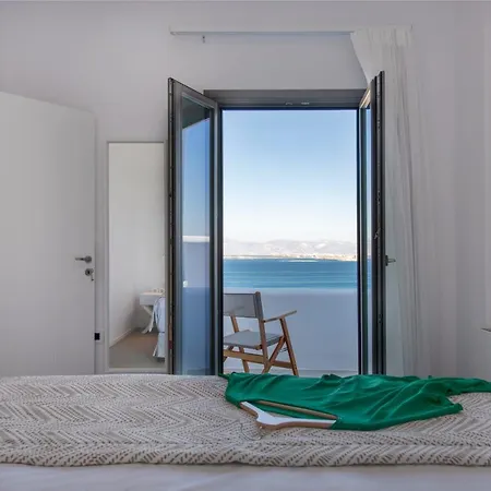 Kymo Luxury Paros Bed and Breakfast 4*