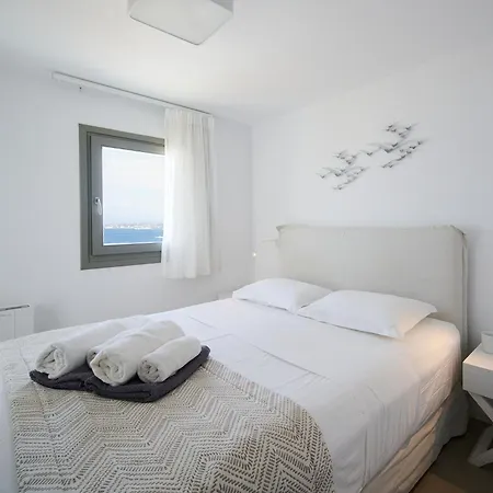 Kymo Luxury Paros Bed and Breakfast 4*