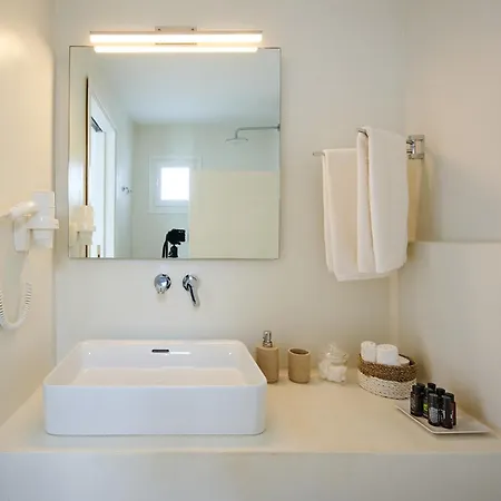 Kymo Luxury Paros 住宿加早餐酒店 Kolympithres