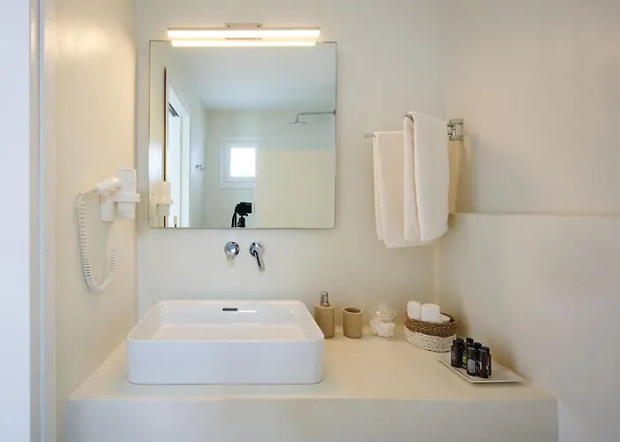 Kymo Luxury Paros Panzió Kolimbíthresz