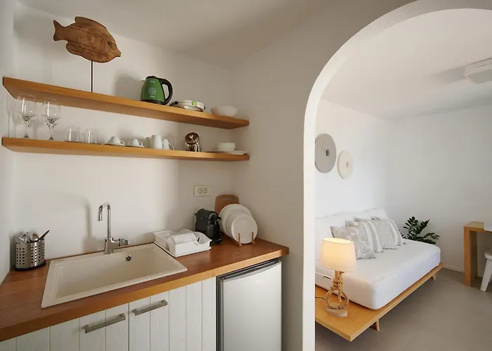 Kymo Luxury Paros Kolimbíthresz